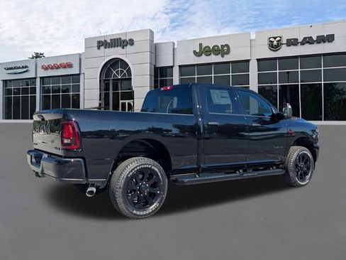 New 2026 RAM 2500 Big Horn AWD/4WD image 4