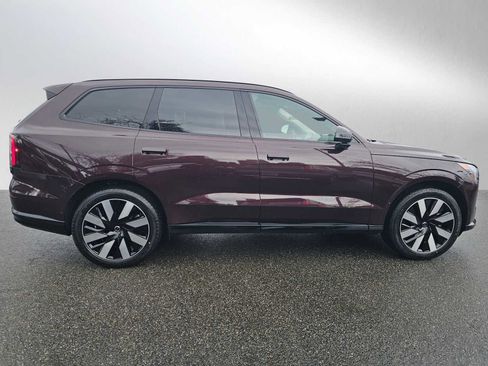 New 2026 Volvo EX90 Ultra image 2