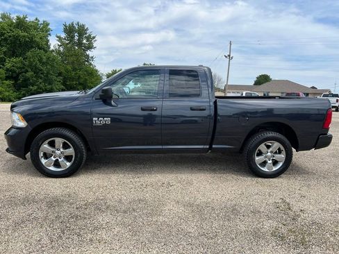 Used 2019 RAM 1500 Express w/ Express Value Package AWD/4WD image 2