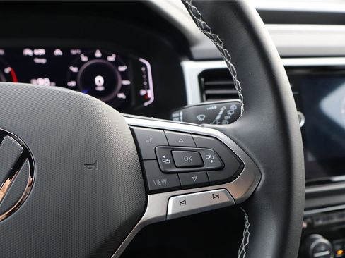 Certified 2023 Volkswagen Atlas Cross Sport SE w/ Black Wheel Package image 19