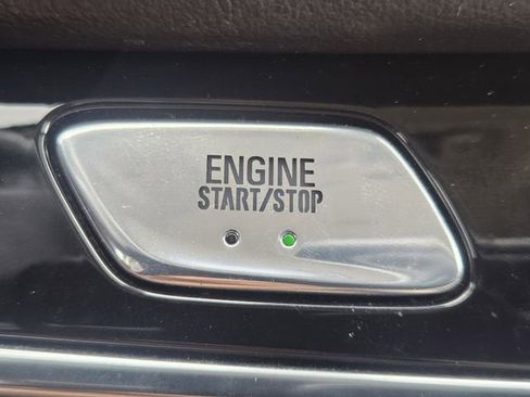 Used 2024 Buick Enclave Avenir w/ Avenir Technology Package image 21