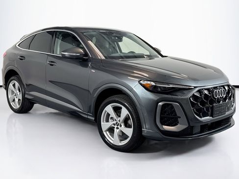 New 2025 Audi Q5 Premium Plus image 3