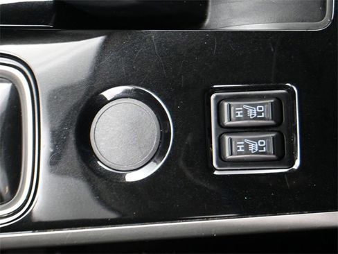 Used 2017 Mitsubishi Outlander SE image 17