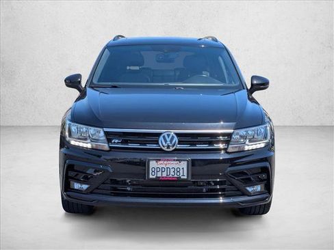 Used 2020 Volkswagen Tiguan SE R-Line FWD image 2
