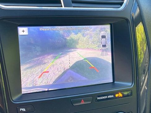 Used 2019 Ford Explorer XLT w/ Equipment Group 201A FWD image 25