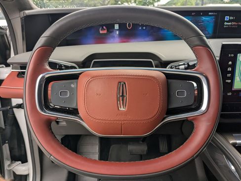 Used 2024 Lincoln Nautilus Black Label image 13