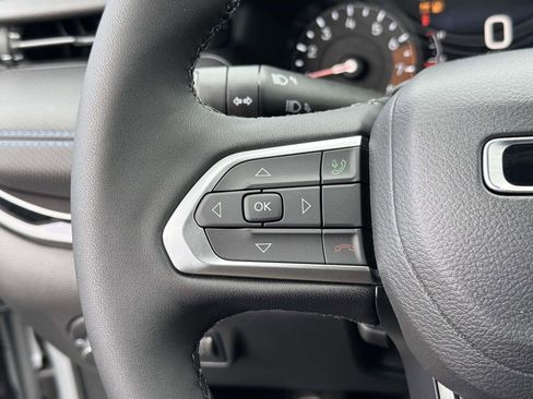 New 2026 Jeep Compass Latitude w/ Sun and Sound Group image 22