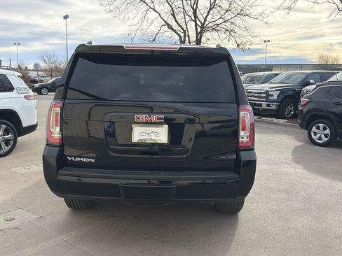 Used 2019 GMC Yukon SLT w/ HD Trailering Package image 6