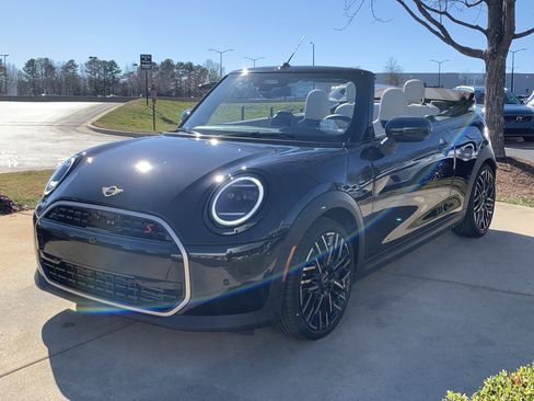Used 2025 MINI Cooper S image 33
