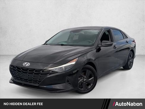 Used 2022 Hyundai Elantra SEL FWD image 1