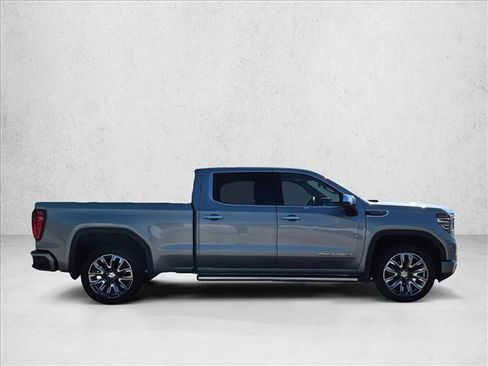 Used 2024 GMC Sierra 1500 Denali w/ Denali Reserve Package AWD/4WD image 5