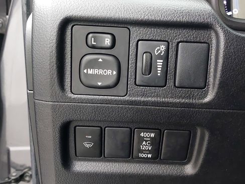 Used 2014 Toyota 4Runner image 27