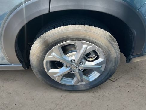 Used 2025 Honda HR-V LX image 14