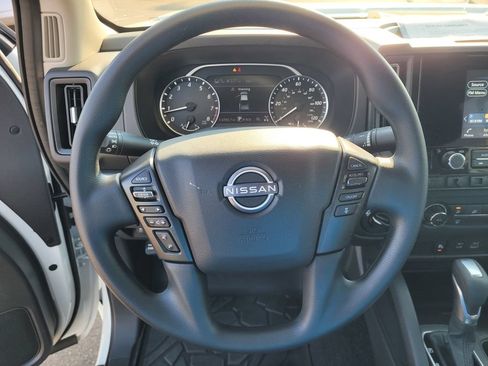 Used 2025 Nissan Frontier S AWD/4WD image 21