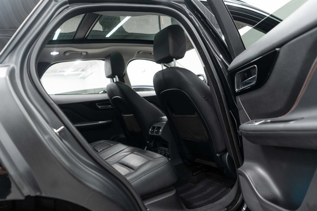 Used 2018 Jaguar F-PACE Prestige AWD/4WD image 25