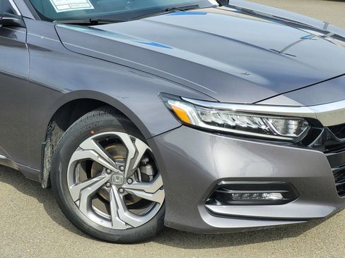 Certified 2018 Honda Accord EX-L image 3