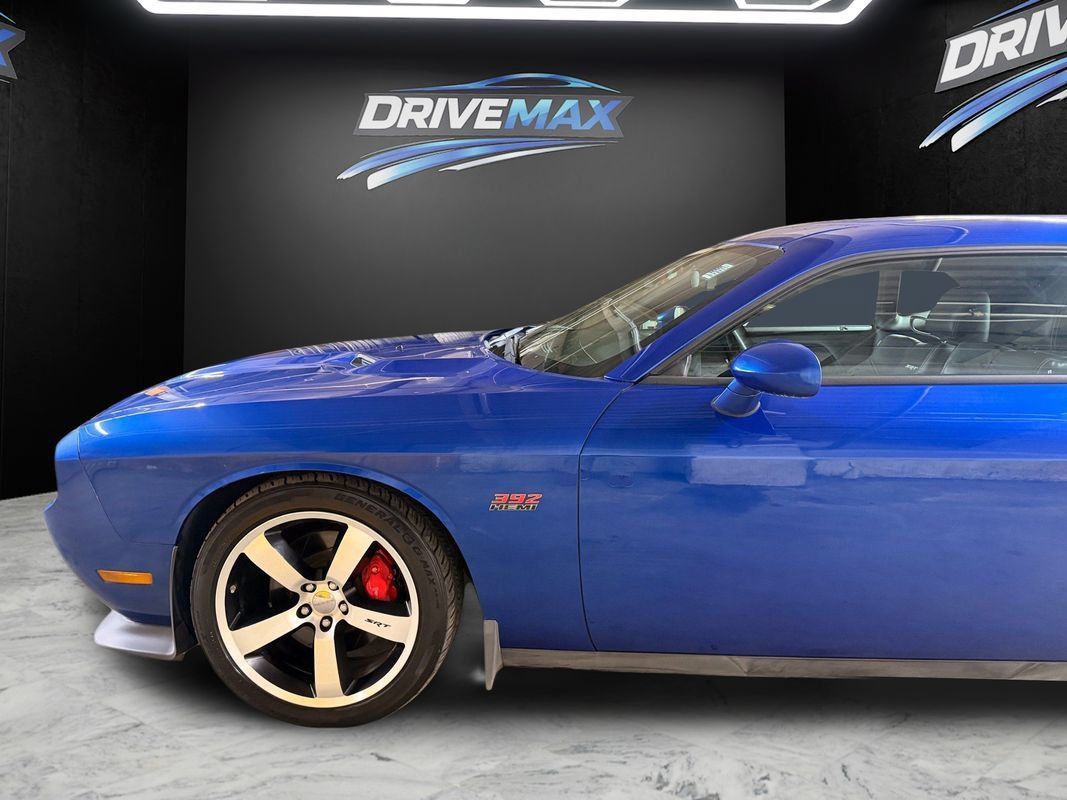 Used 2012 Dodge Challenger SRT8 RWD image 9