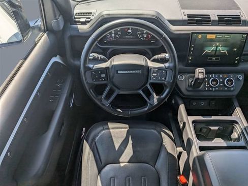 Used 2022 Land Rover Defender 110 X-Dynamic HSE AWD/4WD image 15