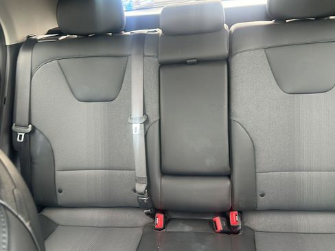 Used 2023 Kia Niro EX FWD image 17