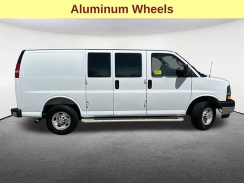Used 2025 Chevrolet Express 2500 w/ Driver Convenience Package RWD image 11