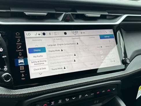 New 2026 Jeep Cherokee Overland image 18