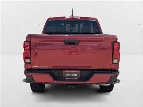 New 2025 Chevrolet Colorado LT image 9