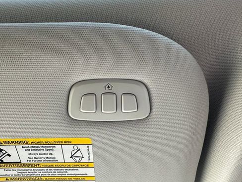 Used 2025 Lincoln Navigator L Reserve image 28