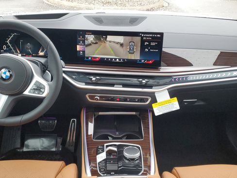 New 2026 BMW X5 xDrive40i w/ M Sport Package AWD/4WD image 22