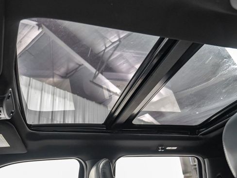 Used 2017 Ford F350 Platinum w/ Platinum Ultimate Package image 23