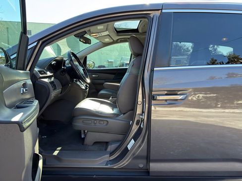 Used 2016 Honda Odyssey EX-L image 10