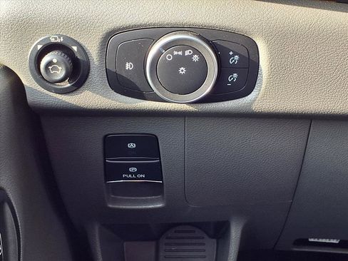 Used 2022 Ford Transit 350 XLT image 17