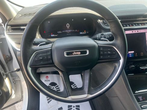 Used 2021 Jeep Grand Cherokee L Limited AWD/4WD image 27