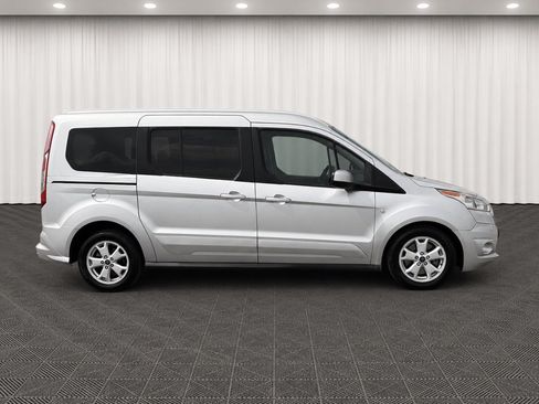 Used 2016 Ford Transit Connect Titanium FWD image 2