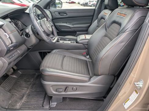 Used 2024 Nissan Pathfinder Rock Creek AWD/4WD image 13