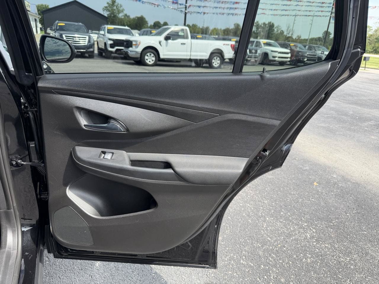 Used 2024 Buick Envista Preferred w/ Convenience I Package FWD image 19