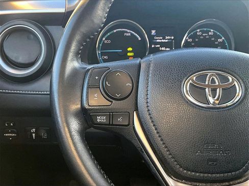 Used 2016 Toyota RAV4 Limited image 16