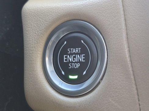 Used 2023 Chevrolet Tahoe Premier w/ Premium Package 2 image 31