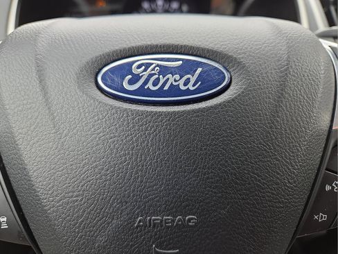 Used 2020 Ford Edge SEL w/ Convenience Package AWD/4WD image 24