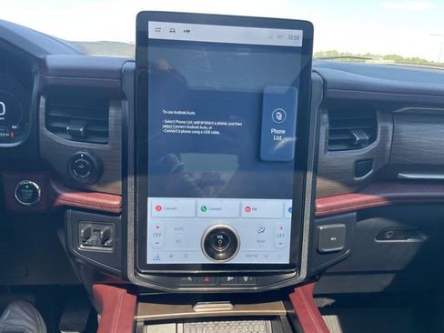 Used 2023 Ford Expedition Limited RWD image 13