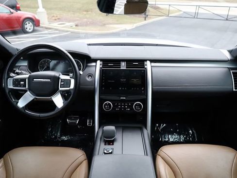 Used 2023 Land Rover Discovery S R-Dynamic image 13