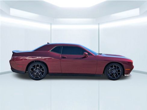 Used 2023 Dodge Challenger GT w/ Plus Package image 7