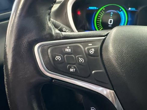 Used 2017 Chevrolet Volt LT w/ Comfort Package image 19