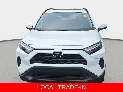 Used 2023 Toyota RAV4 XLE w/ Convenience Package FWD image 2