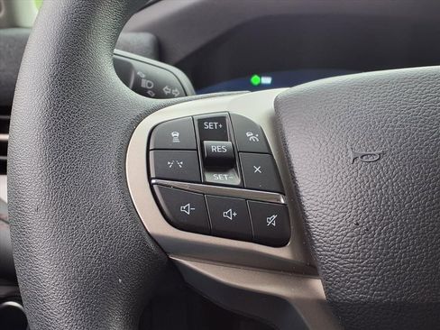 New 2026 Ford Explorer Active RWD image 14