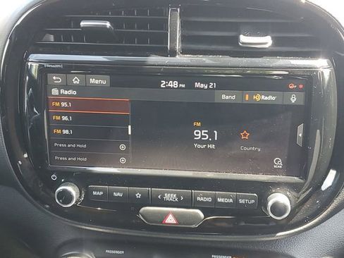 Used 2020 Kia Soul EX FWD image 24