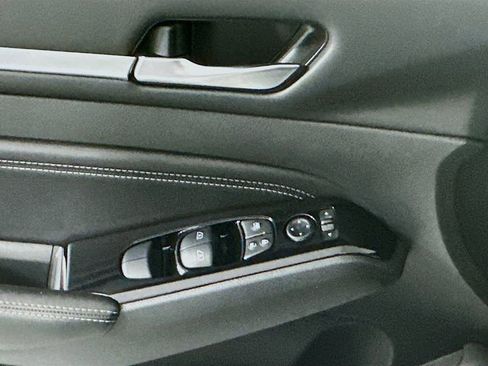 Used 2022 Nissan Altima 2.5 SL image 18