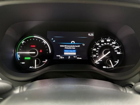 New 2026 Toyota Sienna XLE image 15