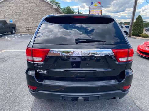 Used 2013 Jeep Grand Cherokee Laredo AWD/4WD image 6