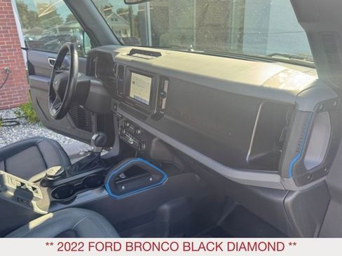 Used 2022 Ford Bronco Black Diamond image 23