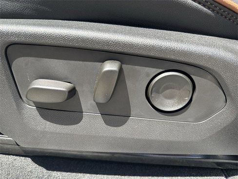 New 2025 GMC Canyon AT4 w/ Nightfall Edition image 12